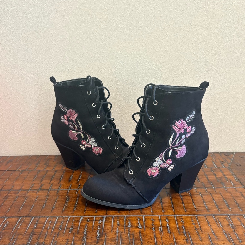 JustFab Black Ankle Boots with Pink Floral Embroidery